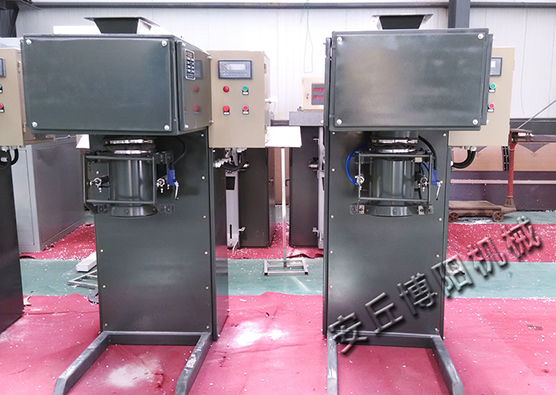 選擇重鈣粉包裝機(jī)，正確操作很重要