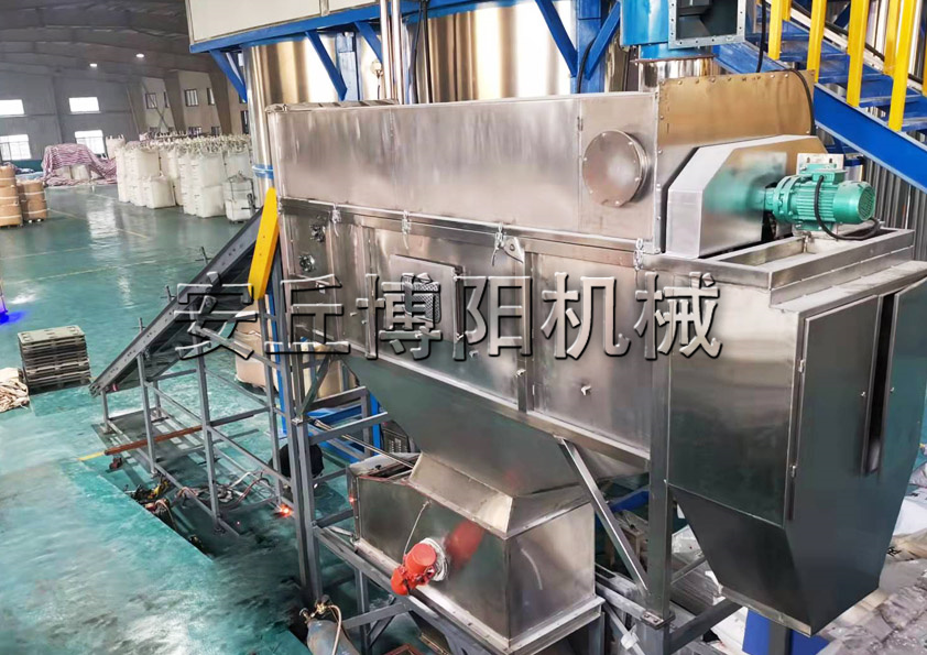 尿素自動拆包機是如何密閉無塵拆包的？