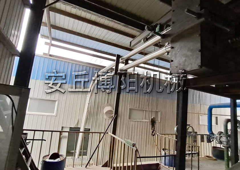 為什么很多企業(yè)會選擇安丘博陽樹脂粉管鏈輸送機呢？