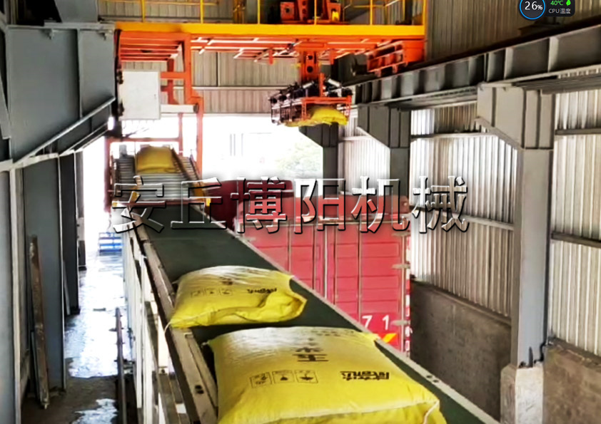 碳銨機(jī)器人自動(dòng)裝車(chē)機(jī)的特點(diǎn)你了解嗎？