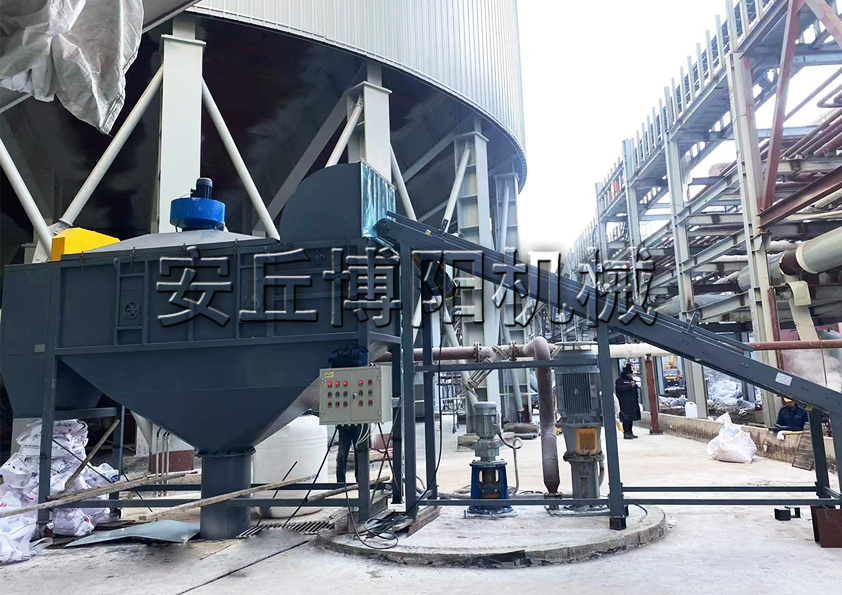 50kg滑石粉自動(dòng)破包機(jī)技術(shù)特點(diǎn)是什么？